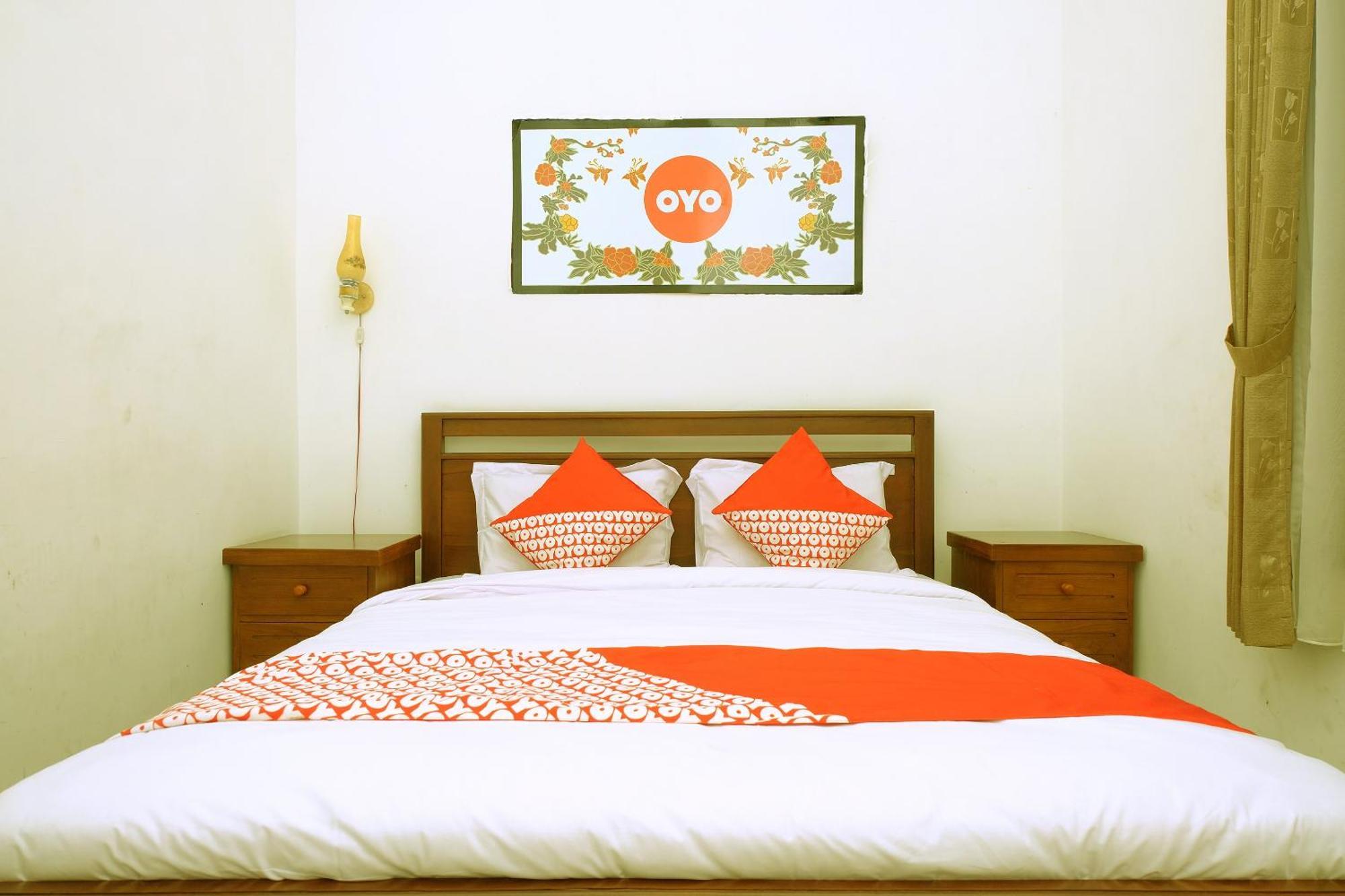 Oyo 350 D' Maktab Homestay Syariah Маланг Экстерьер фото