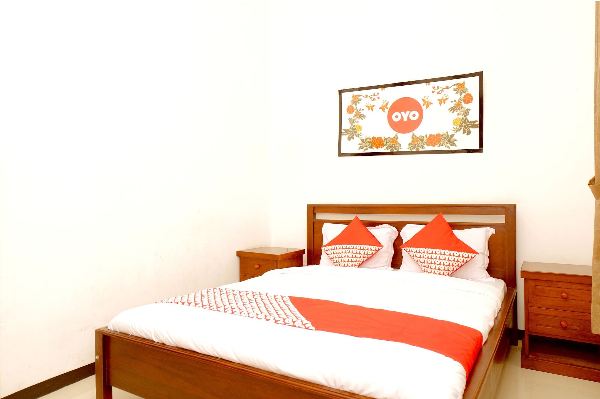 Oyo 350 D' Maktab Homestay Syariah Маланг Экстерьер фото